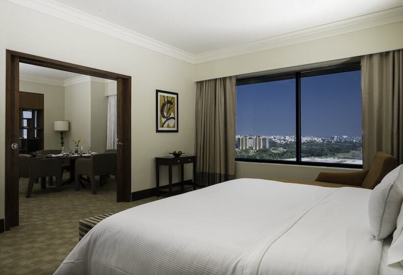 اتاق کلاب, The Westin Pune Koregaon Park