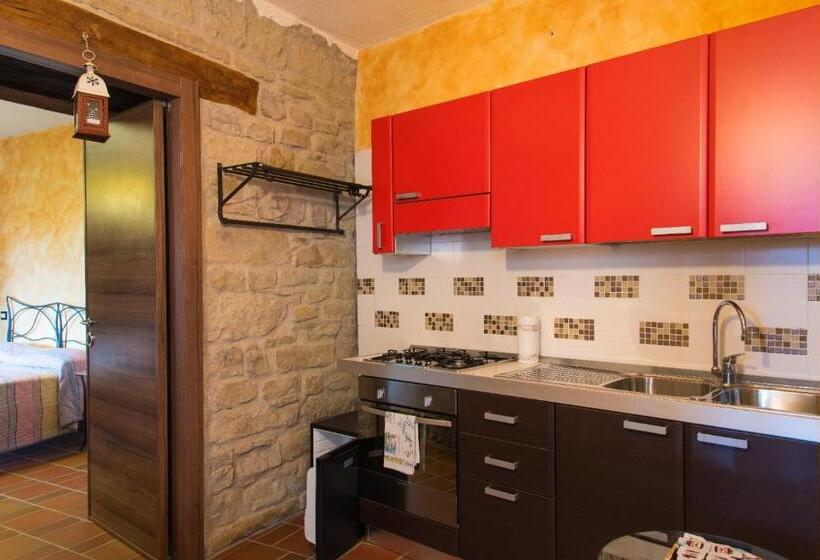 آپارتمان 1 خوابه با بالکن, B&b La Casa Di Giulietta