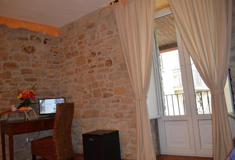 آپارتمان 1 خوابه با بالکن, B&b La Casa Di Giulietta
