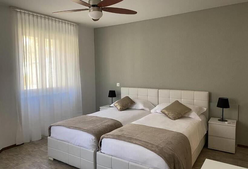 Семейный Номер Deluxe, Albergo Stazione