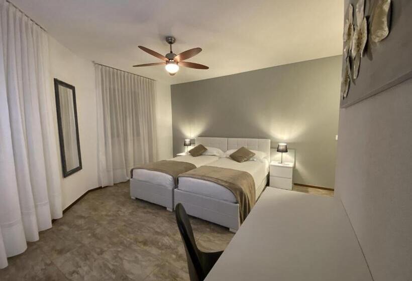 Номер Deluxe Вид на Горы, Albergo Stazione