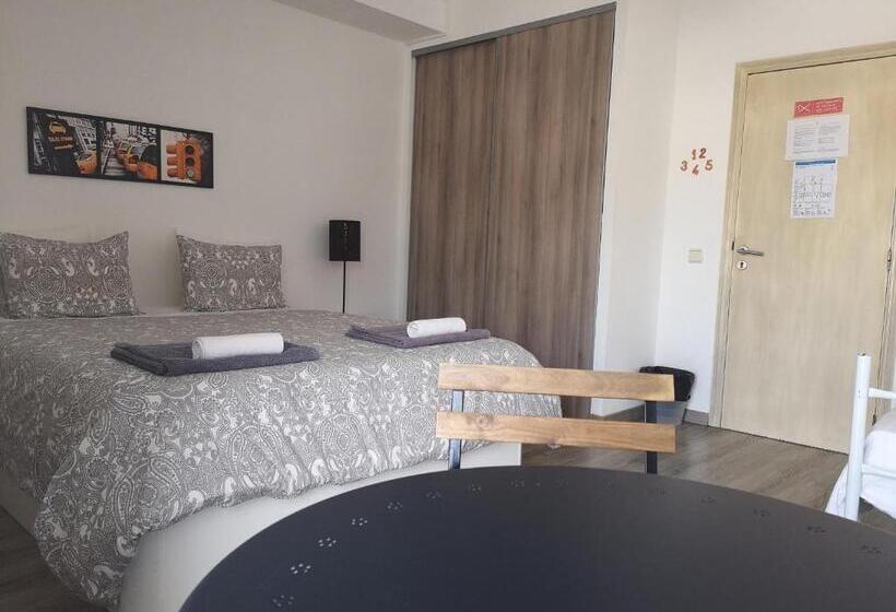 اتاق استاندارد با چشم‌انداز دریا, Taah Billa Guest House