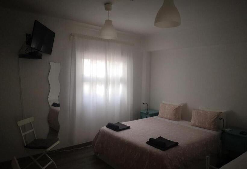 اتاق استاندارد, Taah Billa Guest House