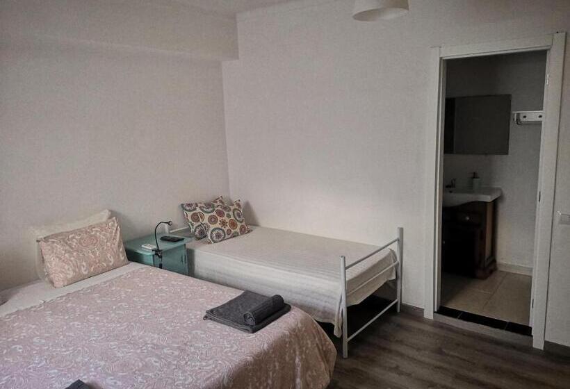 اتاق استاندارد, Taah Billa Guest House