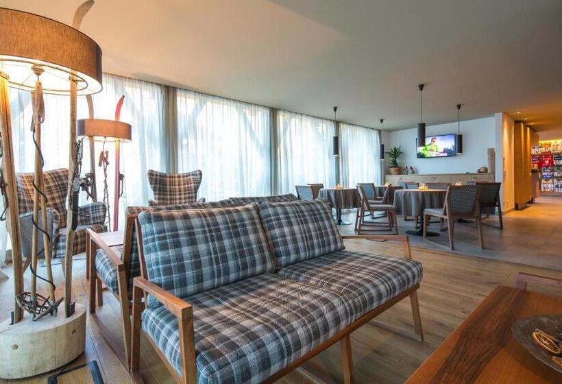 استودیوی استاندارد, Mölgg Dolomites Residence