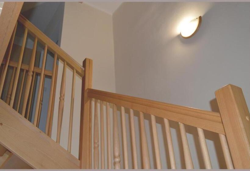 اتاق دوبلکس, Apartmány Tiva