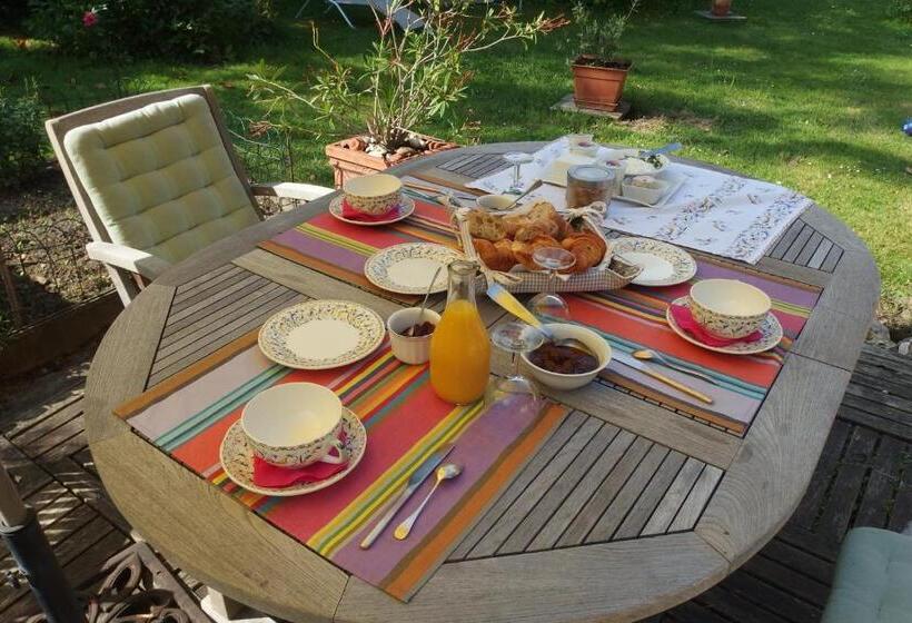 Номер Стандарт Вид на Сад, Stuartlodge S