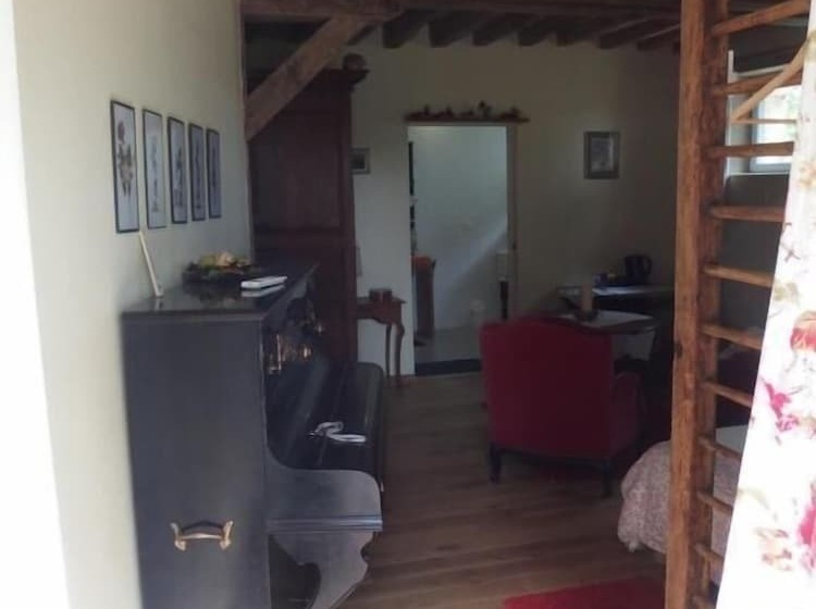 Номер Стандарт, Stuartlodge S