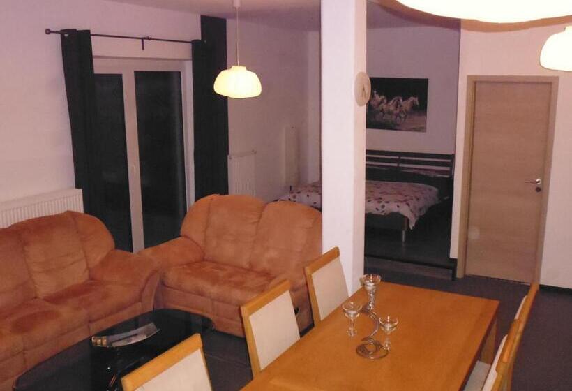 Люкс, B&b V.k. Pgmbh