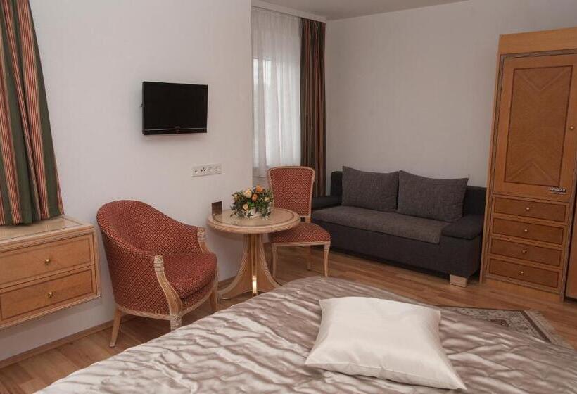Номер Deluxe с Балконом, Villa Katharina