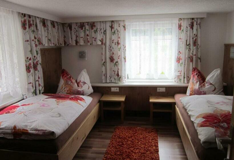 Четырехместный Номер Стандарт, Haus Jochum