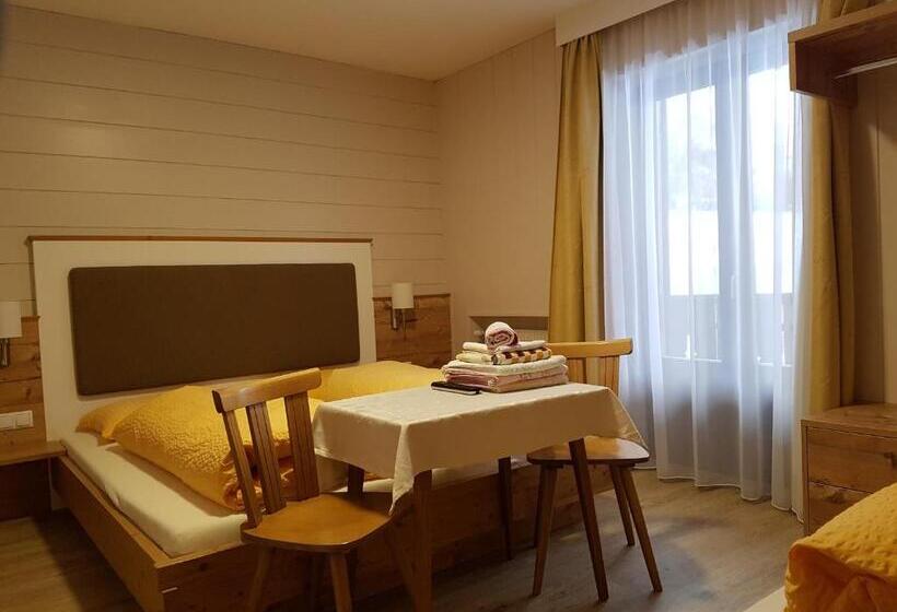 Семейный Номер, Unterbergerhof