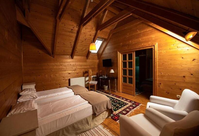 Семейный Номер, Bucovina Lodge Pension