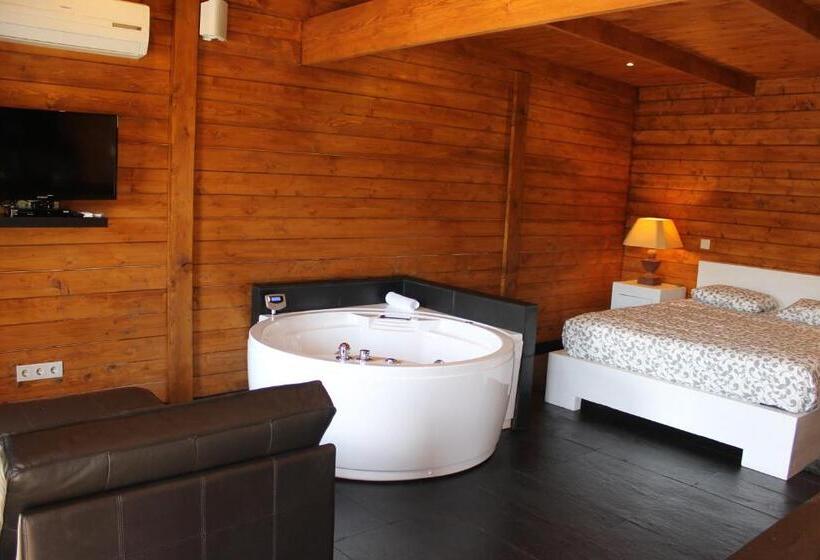 스탠다드 발코니 스튜디오, Quinta Das Quintas & Spa