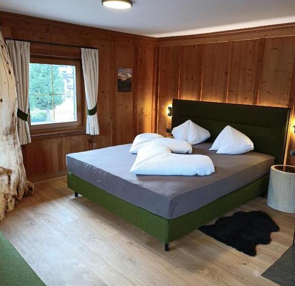 غرفة قياسية, Obersanterhof