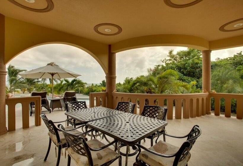 Вилла 3 Спальни, Belizean Cove Estates