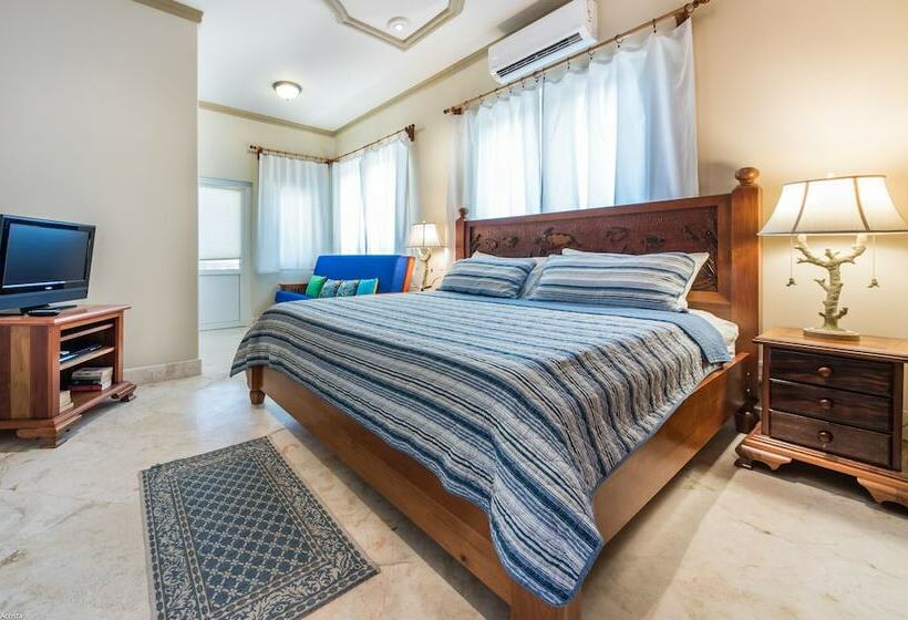 Вилла 3 Спальни, Belizean Cove Estates