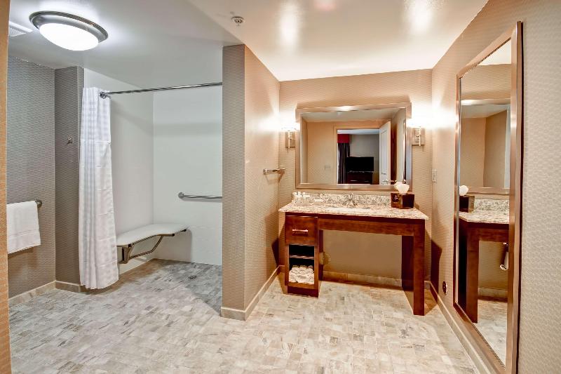 Номер Стандарт, Gatwick Turret Guest House