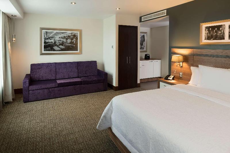 Номер Стандарт, Holiday Inn Express   Indianapolis   Southeast, An Ihg