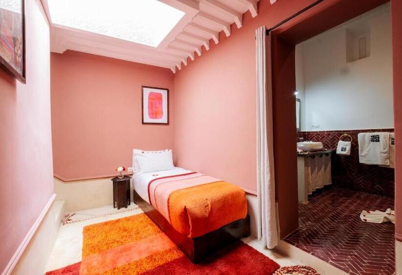 اتاق سوپریور, Riad Zi