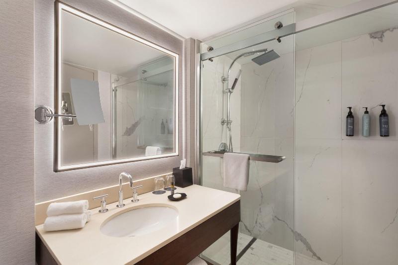 اتاق لوکس, Anoreta Suites