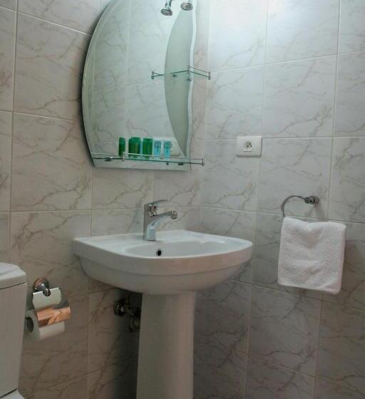 سوئیت راحتی, Byblos Comfort Hotel