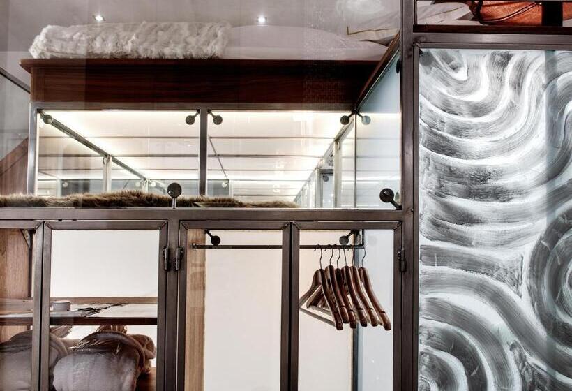 سوییت خانوادگی, Backstage Boutique Spa