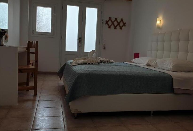 이코노미 룸, Iliada Odysseas Resort