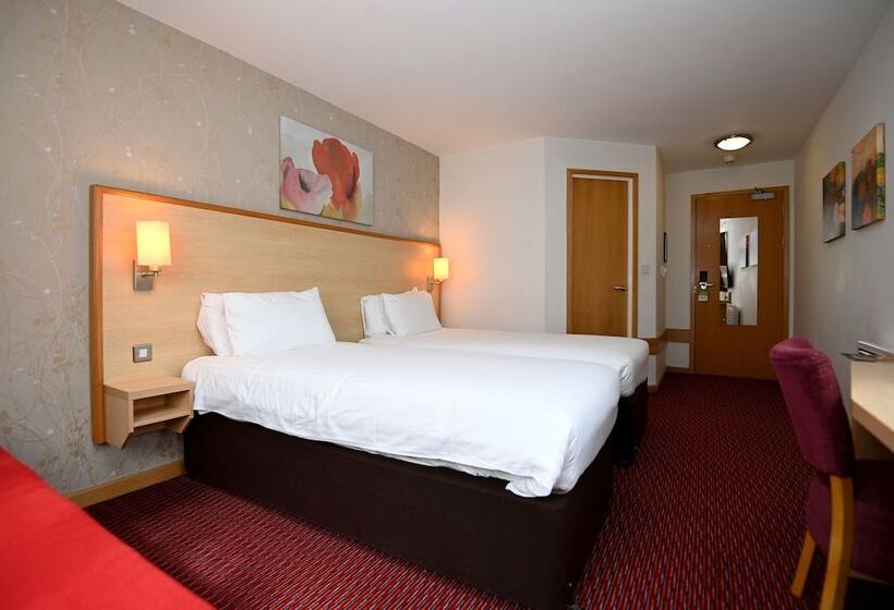 Номер Стандарт, Meadow Farm Redditch By Marstons Inns
