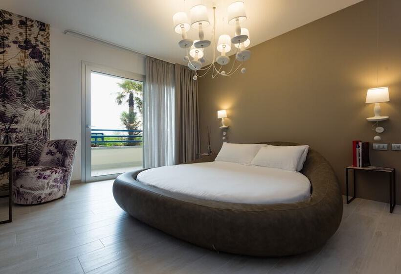 带海景的复工套房, Bibione Palace