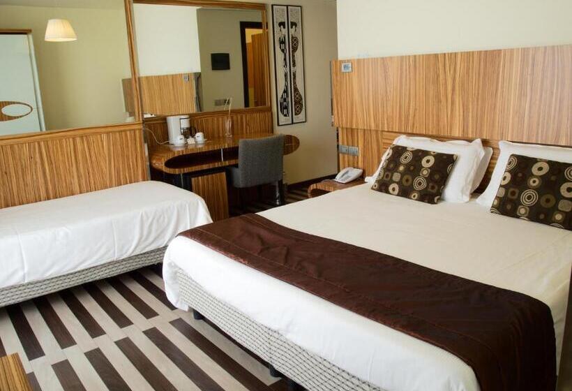 Superior Triple Room Sea View, Bibione Palace