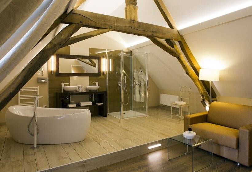 Люкс, Maison Doucet   Relais & Châteaux