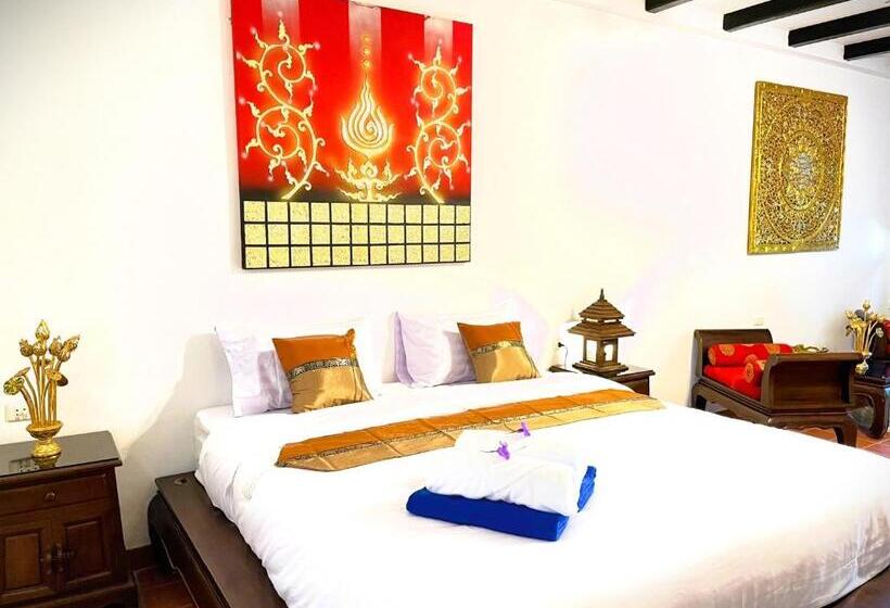 带大床的标准间, Boomerang Village Resort Kata