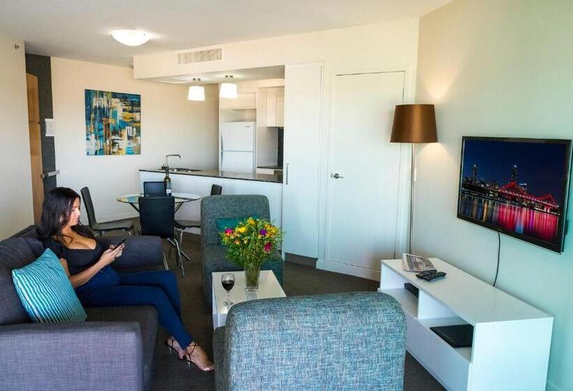 2 Bedrooms Apartment River View, Evolution Apartments