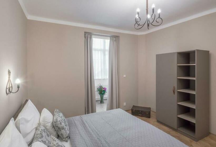 Apartamento 2 Dormitórios, 6 Continents Apartments By Prague Residences