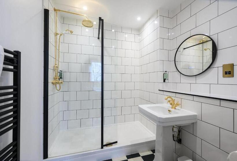 Семейный Номер Superior, Queen Charlotte Guesthouse