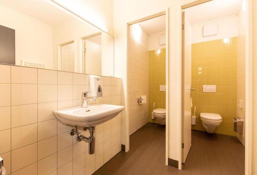 Номер Стандарт с Гостиной, Hostel By Hyve Basel