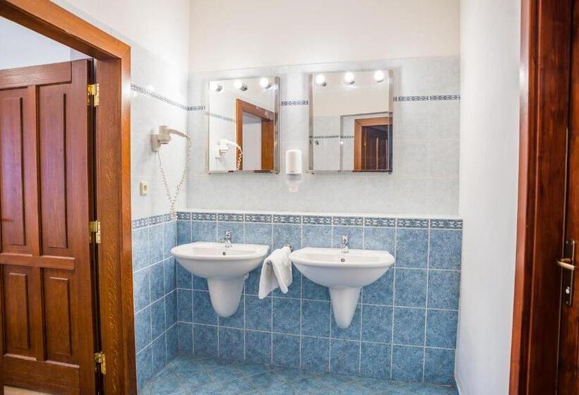 Cama em Quarto Compartilhado, Hostel Little Quarter