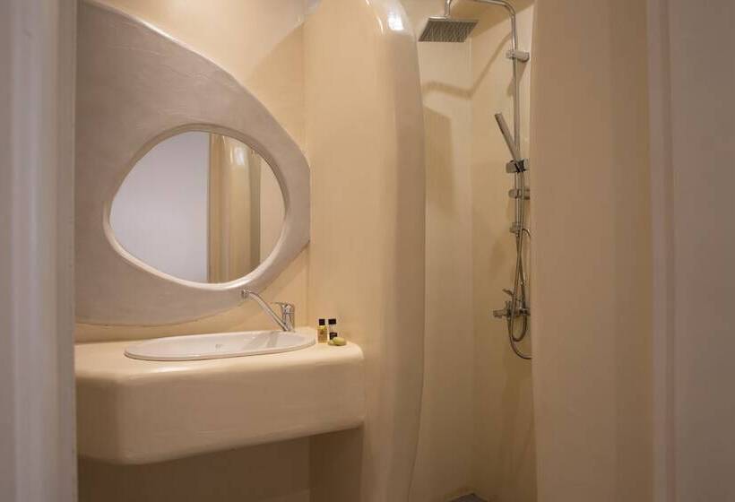 Люкс с Бассейном, Aloni Hotel & Suites