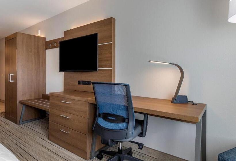 带大床的标准间, Holiday Inn Express Hotel And Suites Natchitoches, An Ihg