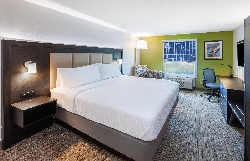 חדר סטנדרט מותאם לאדם עם מוגבלויות, Holiday Inn Express & Suites Baton Rouge East, An Ihg