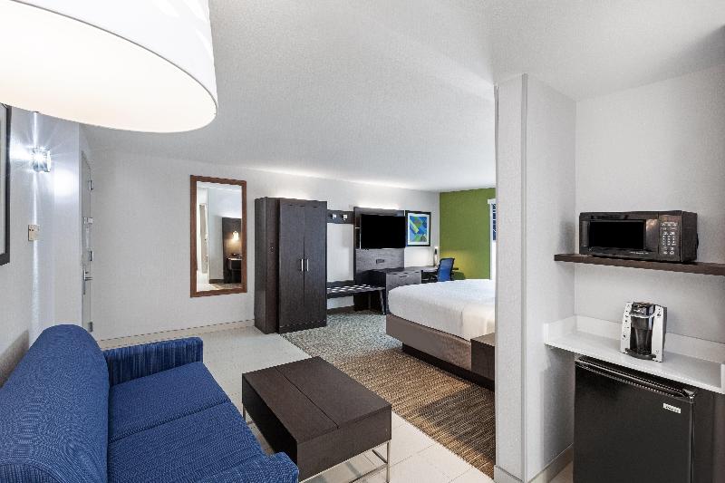 Люкс Кровать Кинг, Holiday Inn Express & Suites Baton Rouge East, An Ihg
