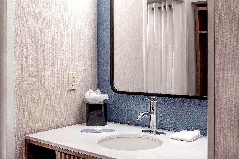 Номер Стандарт, Holiday Inn Express Warrenton, An Ihg