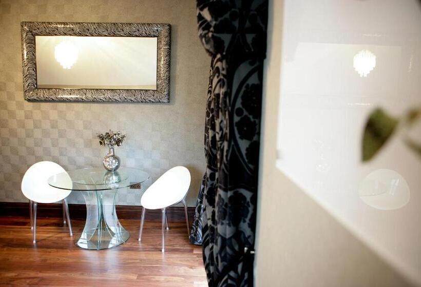 سوئیت با تخت بزرگ, Windermere Suites