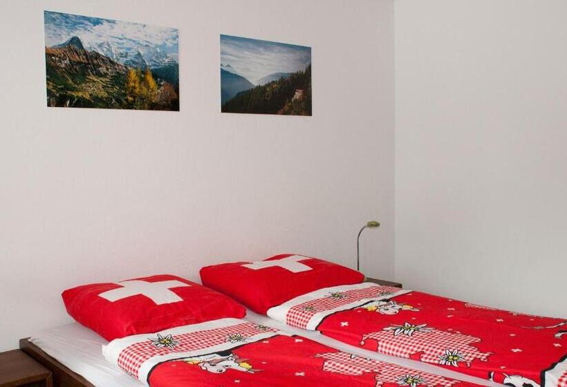 Семейный Номер Совместный Санузел, Valley Hostel