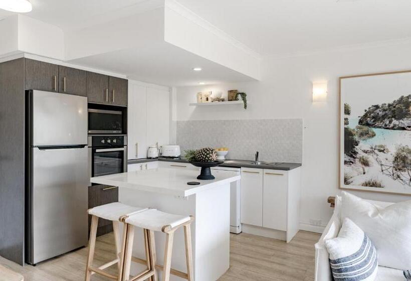 스위트, Noosa Parade Holiday Inn