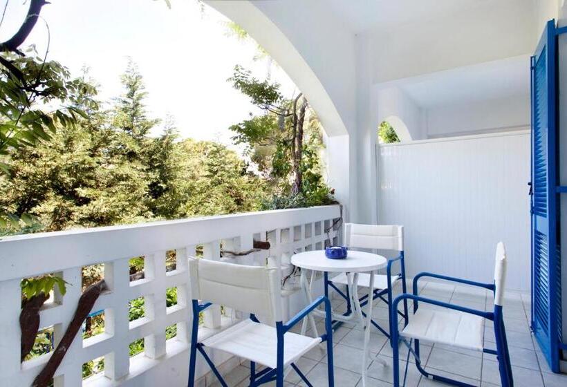 إستوديو قياسى, Daphne S Club Hotel Apartments