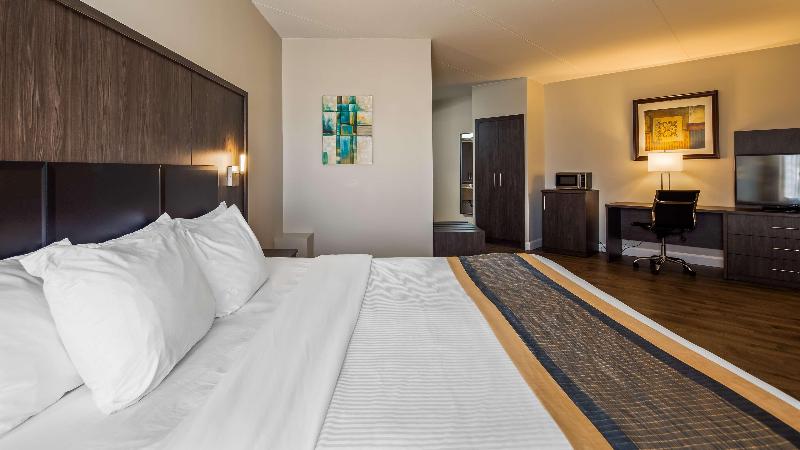 스위트 킹사이즈 침대, Comfort Inn & Suites Near Ontario Airport