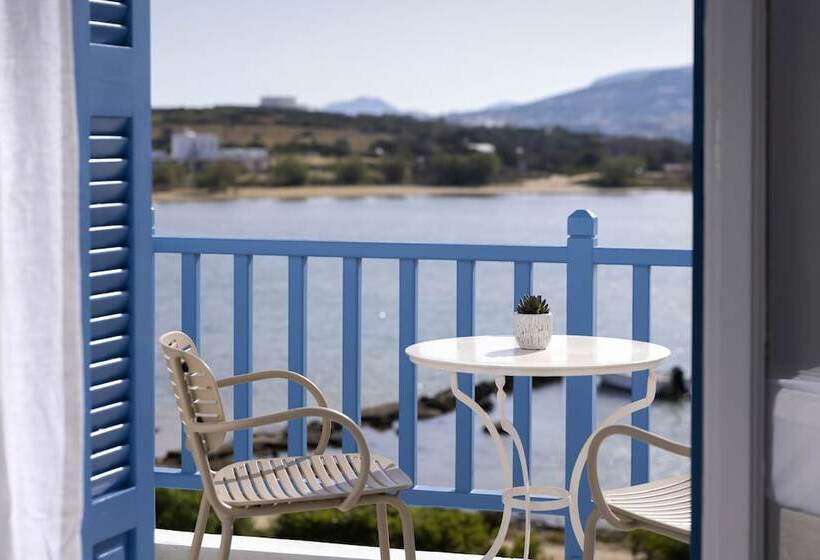Студия Deluxe, Kouros Village