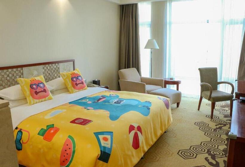 جناح عائلي, Ramada Plaza Taian